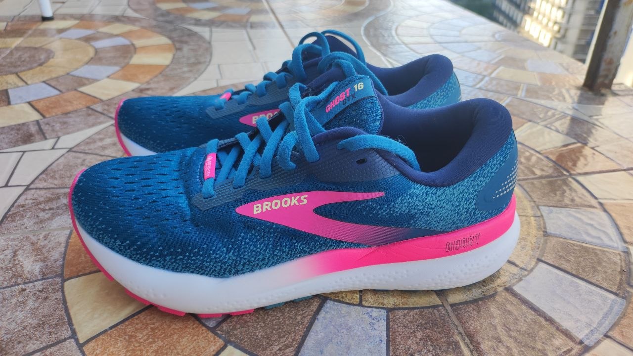 Унисекс кроссовки Mizuno Wave Panthera