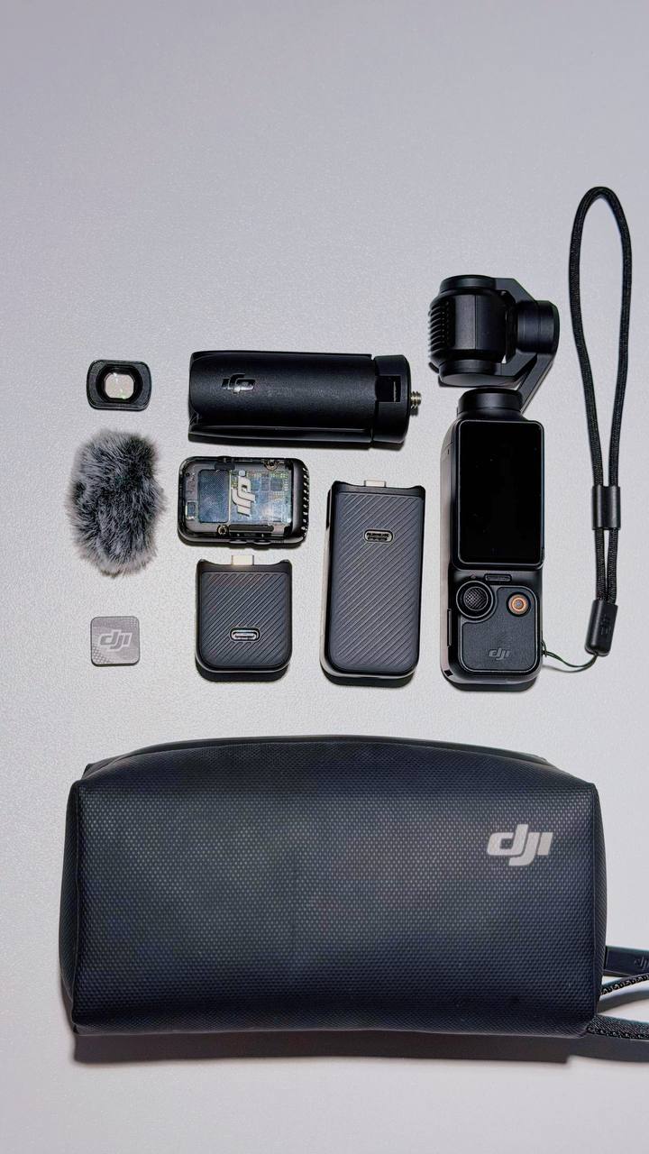 Экшн-камера DJI Osmo Pocket 3 Creator Combo + флешка SanDisk 128GB