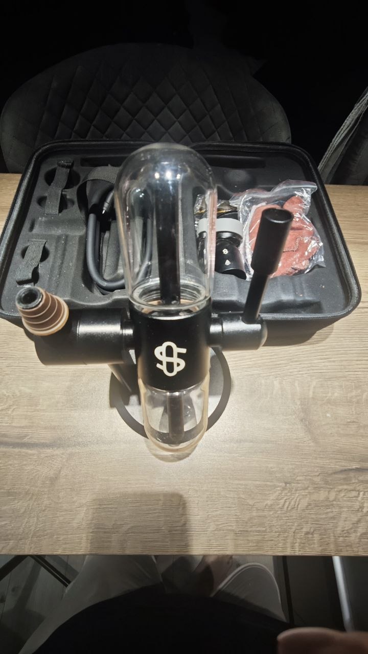Кофемашина De'Longhi Magnifica EVO