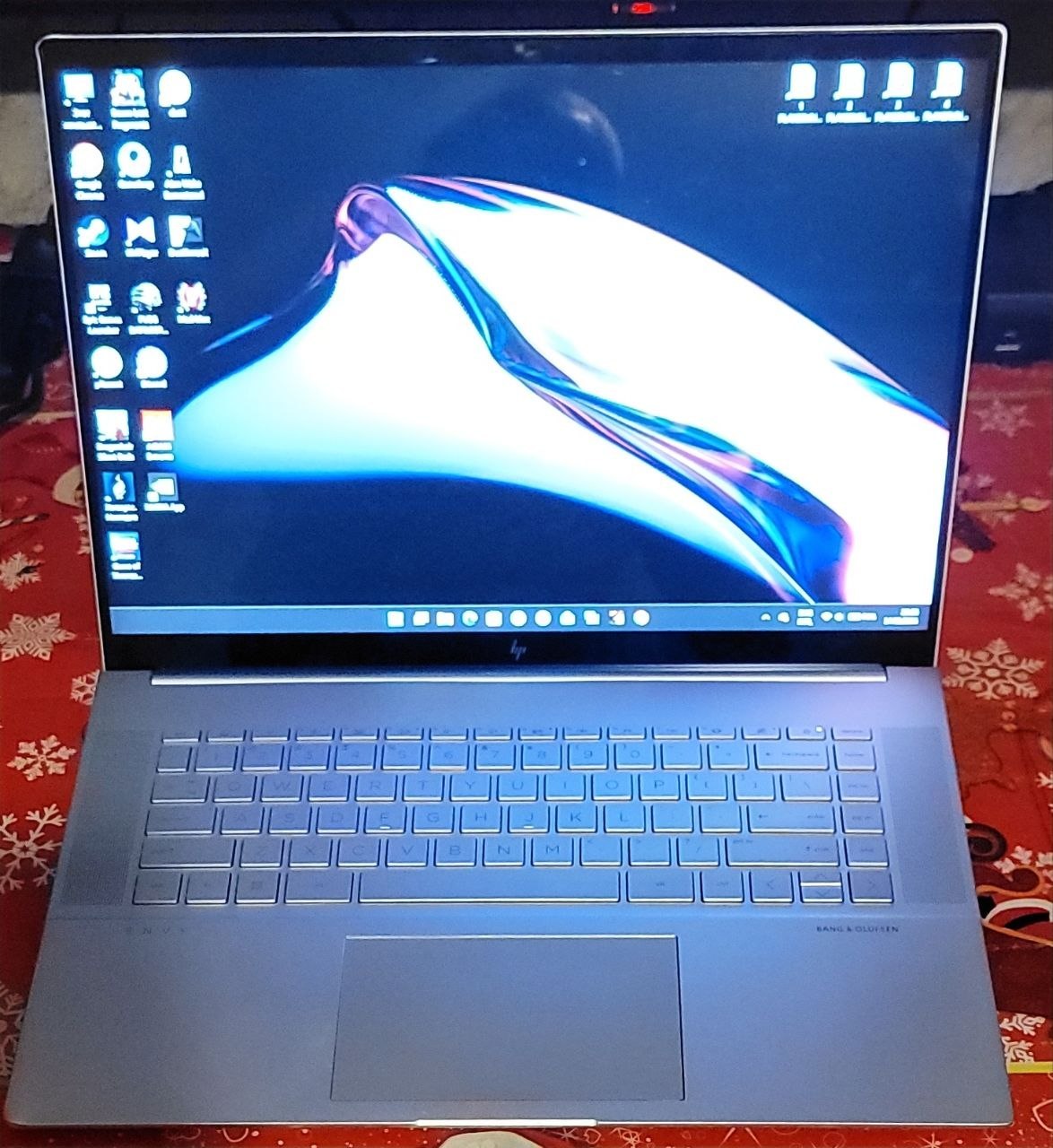 Ноутбук HP ENVY