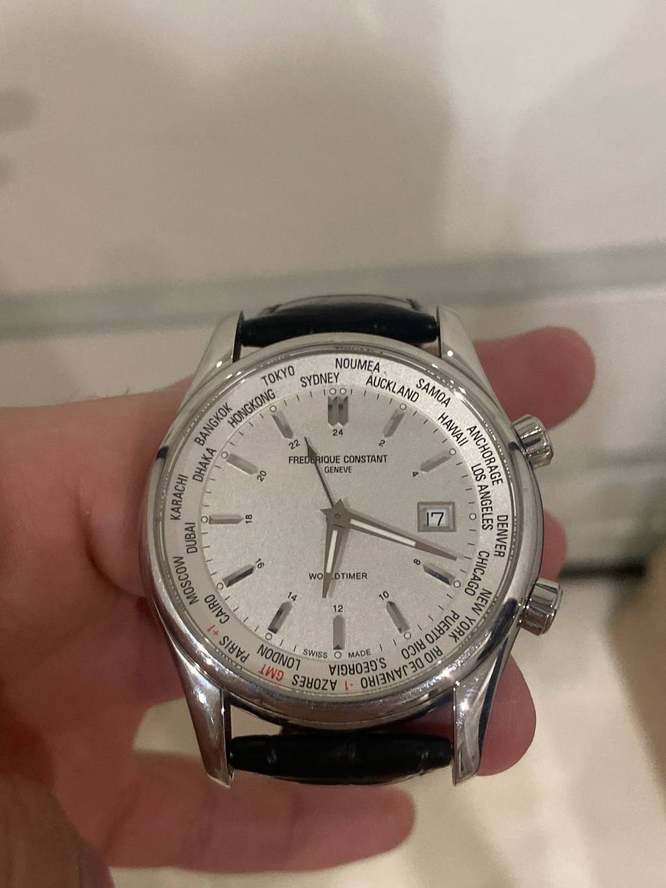 Часы Frederique Constant