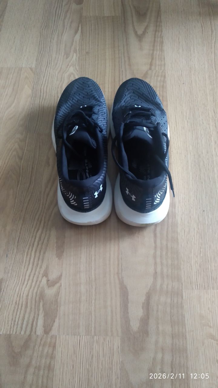 Кроссовки Under Armour