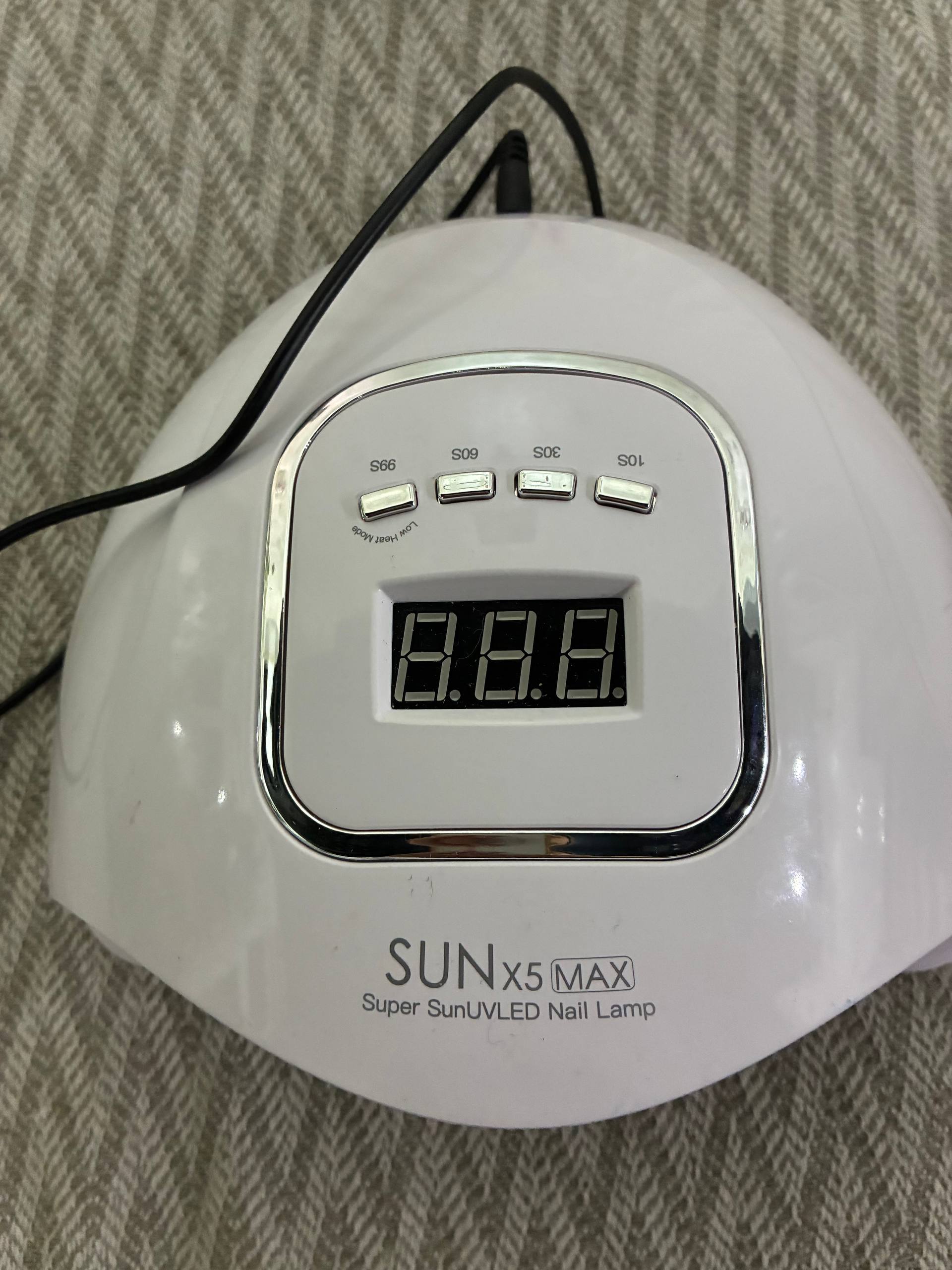 Лампа для ногтей SunUVLED