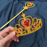 Костюм Белоснежки (рост 120-130, но можно 110-140). В комплект входит: платье + накидка + перчатки + обруч с бантом. (photo 5)