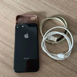 iPhone 8 (photo 3)