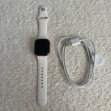 Apple Watch Series 11 42 мм (photo 1)