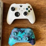 Игровая приставка Xbox Series S с двумя джойстиками (photo 2)