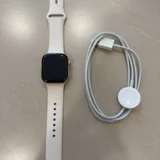 Apple Watch Series 11 42 мм (photo 1)