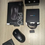 PlayStation 4 Pro (photo 1)