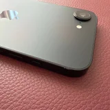 iPhone 16e (photo 4)