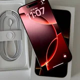 iPhone 16 Pro Max (photo 1)