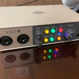 Universal Audio Volt 2 (photo 1)
