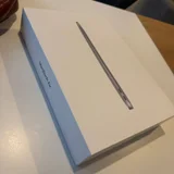 MacBook Air (photo 1)