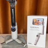 Умный стабилизатор Insta360 Flow Pro (photo 1)