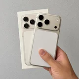 iPhone 17 Pro (photo 1)