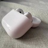 AirPods 4 (photo 2)