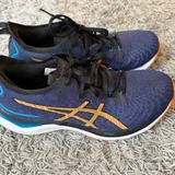 Кроссовки Asics (photo 1)