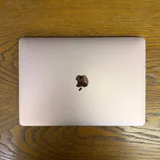 MacBook Air (photo 1)