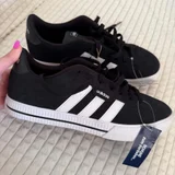 Кроссовки и сандалии Adidas (photo 1)