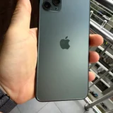 iPhone 11 Pro Max 64 ГБ темно-зеленый (photo 4)