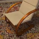 Качающееся кресло в стиле Икея. Кожаная обивка, идеальное состояние, было в использовании пару месяцев. (photo 2)