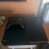 Xbox One (photo 3)