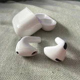 AirPods 4 (photo 1)