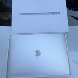 MacBook Air 13 M1 8/256GB 2020 (photo 1)