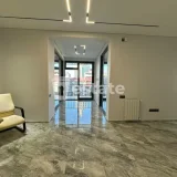 Продам стильную 2+1 в старом Батуми (photo 1)