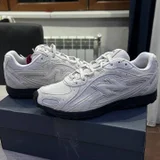 Абсолютно новые кроссовки new balance (photo 1)