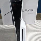 PlayStation 5 Slim (photo 4)