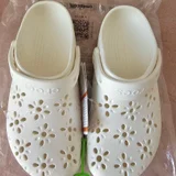 Crocs (photo 1)