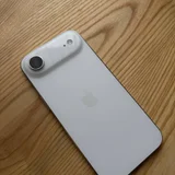 iPhone 17 (photo 1)