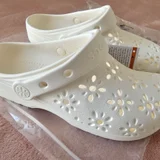 Crocs (photo 2)