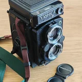 Фотоаппарат Yashica Mat 124G (photo 1)