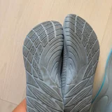 Кроссовки дышащие в стиле «босоногой» обуви (barefoot / minimal shoes) с широким носком и эластичной шнуровкой с фиксатором. Размер 43 , по стельке-28. (photo 5)