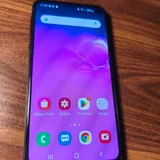 Samsung Galaxy S10e (photo 3)