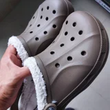 Crocs Classic Fleece Lined Clog (photo 4)