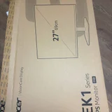 Acer 27 (photo 1)