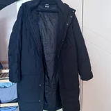 Пуховик размера XS Uniqlo, мужской раздел, но подойдет на любой пол. (photo 1)