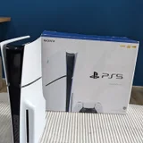 PlayStation 5 Slim (photo 1)