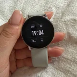 Часы Galaxy Watch Active (photo 1)