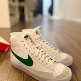 Кроссовки Nike Blazer Mid 77 Green (photo 2)