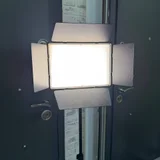 Видеосвет без штатива (photo 1)