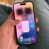 iPhone (photo 1)