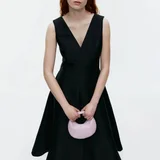 Кожаная сумка Arket Rounded mini bag (photo 4)