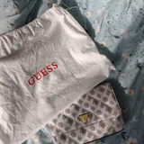 Сумочка Guess с пыльником (photo 6)