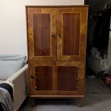 Деревянный шкаф (photo 1)