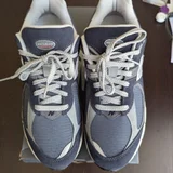 Кроссовки New Balance 2002 (photo 2)