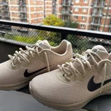 Кроссовки Nike размер 42.5 по мне скорее 42 ровно 42.1/3 новые можно сказать (photo 1)